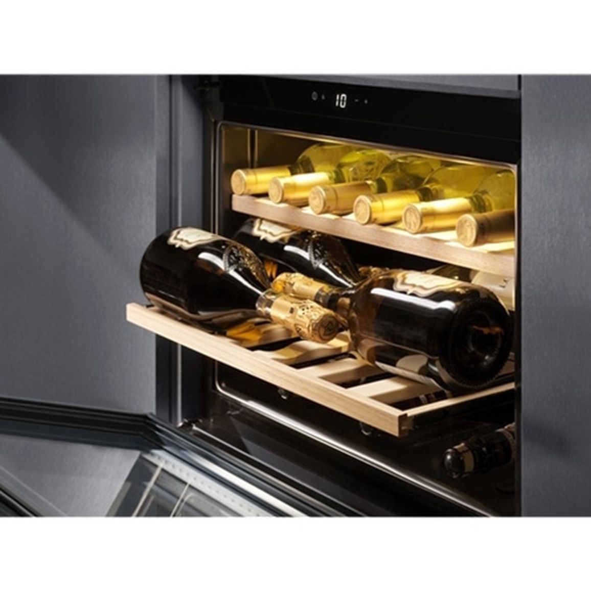 Винный шкаф встраиваемый KBW5X Electrolux Винный шкаф встраиваемый KBW5X Electrolux
