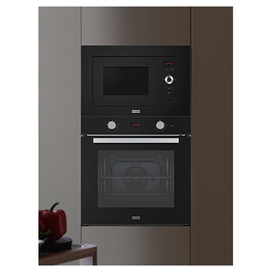 Духовой шкаф FSL 86 H BK черный Franke (116.0609.447) Духовой шкаф FSL 86 H BK черный Franke (116.0609.447)
