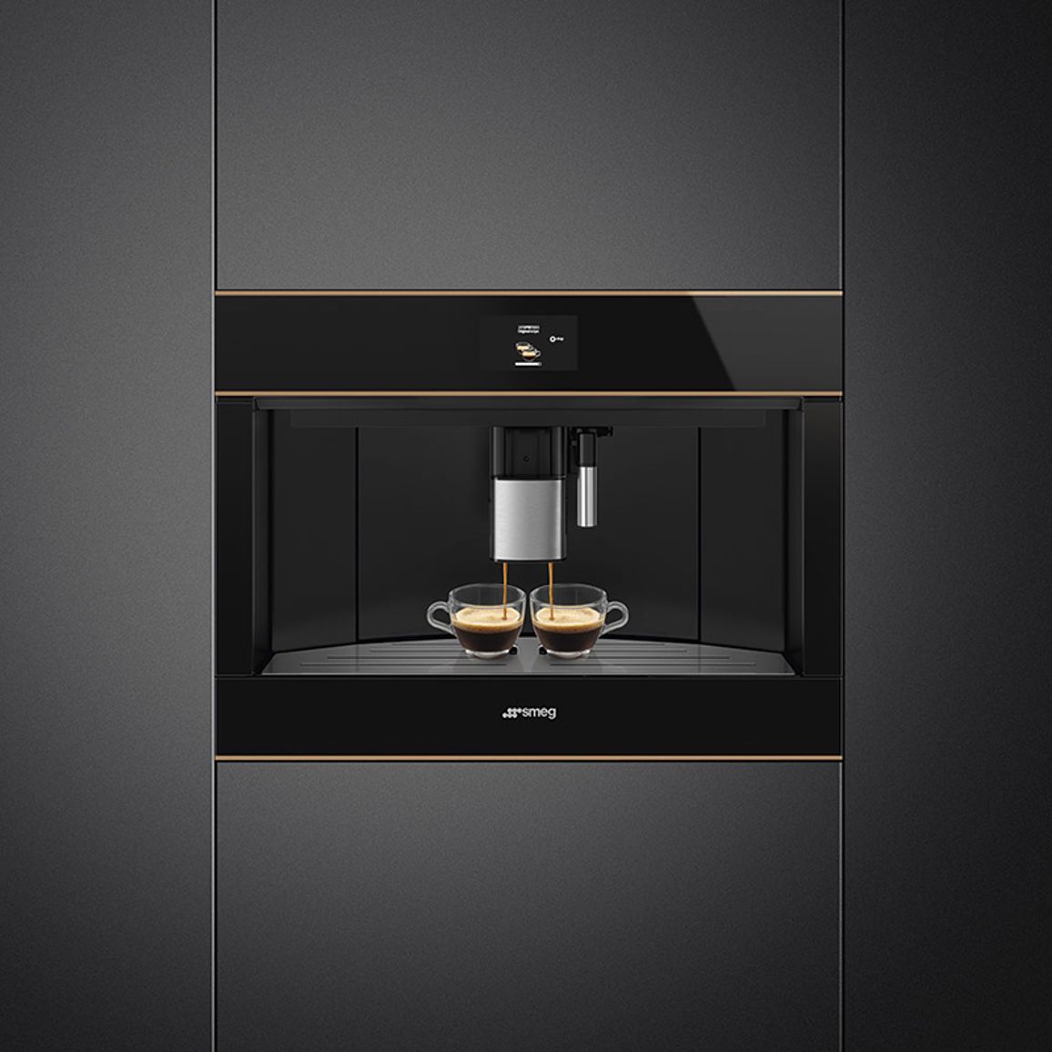 Встраиваемая кофемашина CMS4604NR Smeg Встраиваемая кофемашина CMS4604NR Smeg