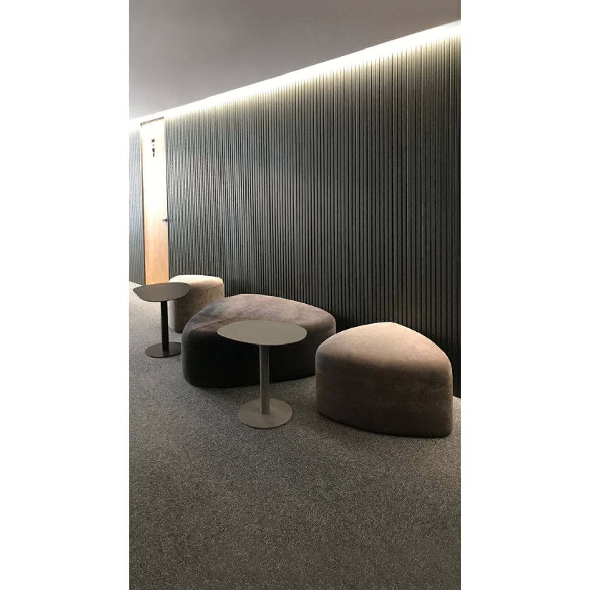 Пуф Stone Pouf L Пуф Stone Pouf L