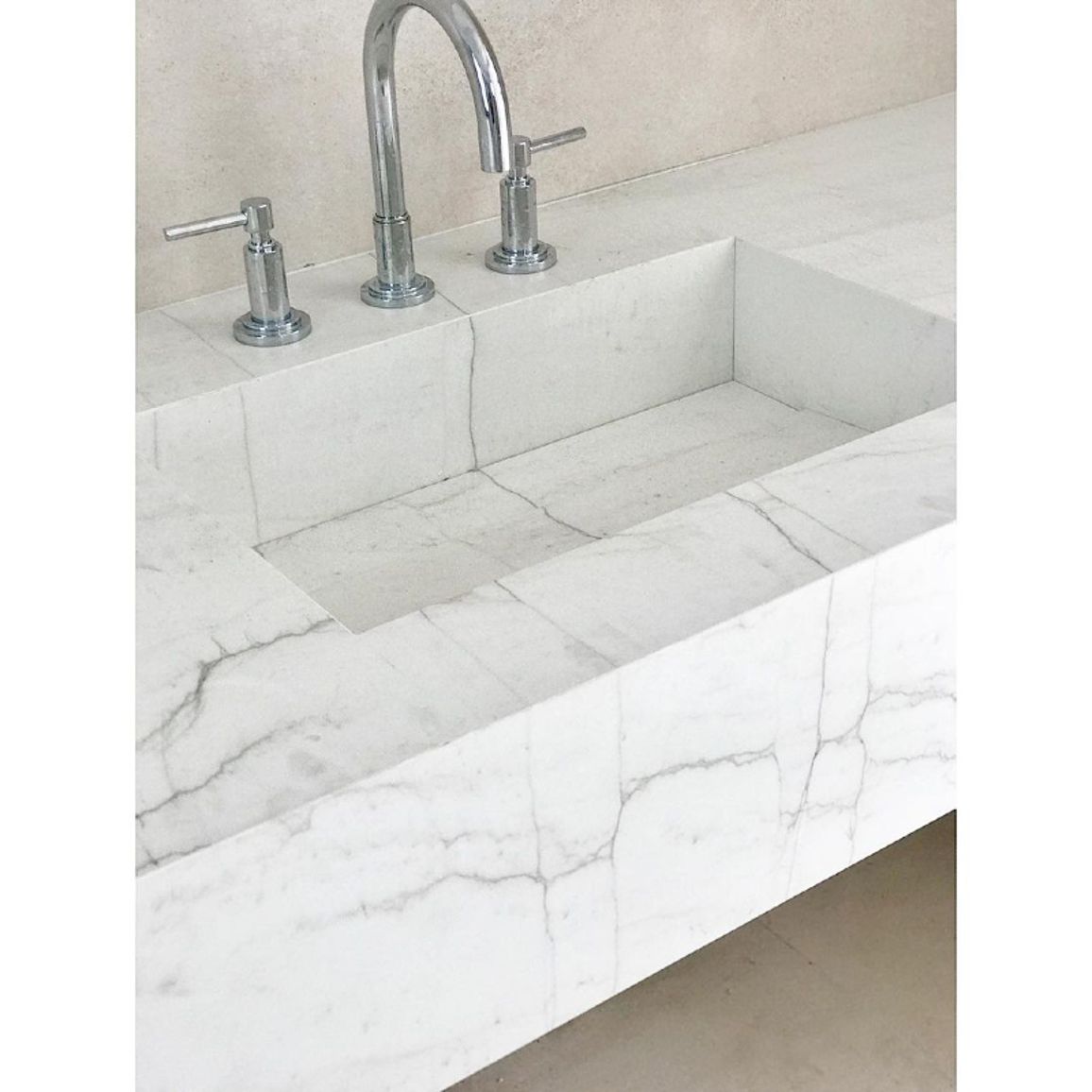 Керамогранит NEOLITH Mont Blanc Silk 6 мм 3200х1600 Керамогранит NEOLITH Mont Blanc Silk 6 мм 3200х1600