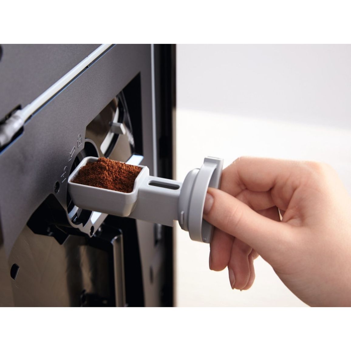 Кофемашина зерновая соло CM 6560 OBPF черный обсидиан Miele Кофемашина зерновая соло CM 6560 OBPF черный обсидиан Miele