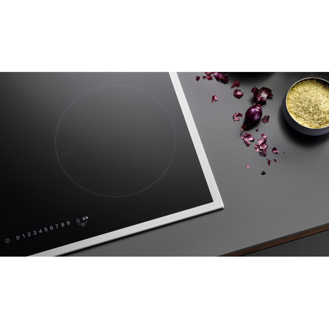 Индукционная варочная поверхность KM 7262 FR черная Miele Индукционная варочная поверхность KM 7262 FR черная Miele