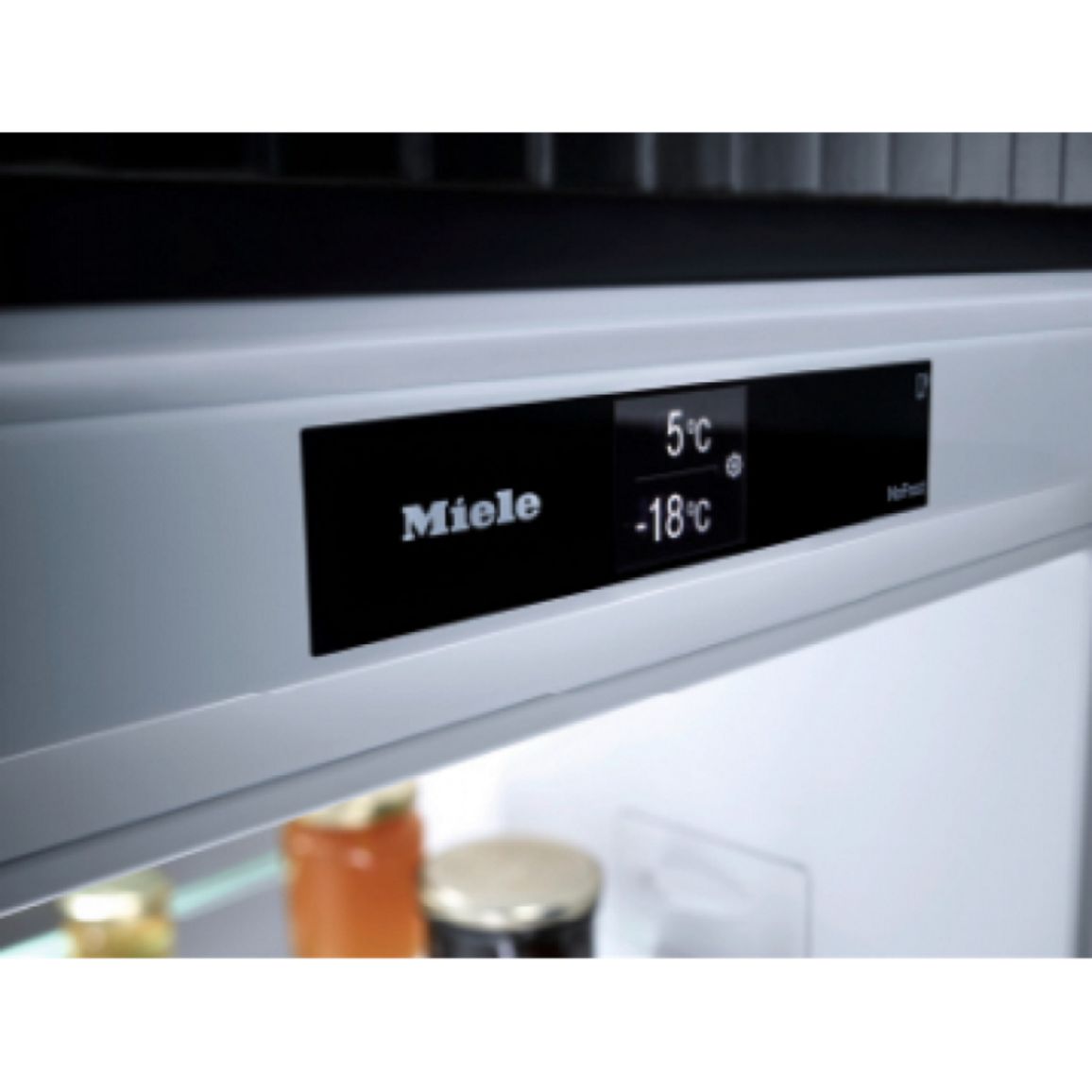 Вбудовуваний холодильник K 7743 E Miele Вбудовуваний холодильник K 7743 E Miele