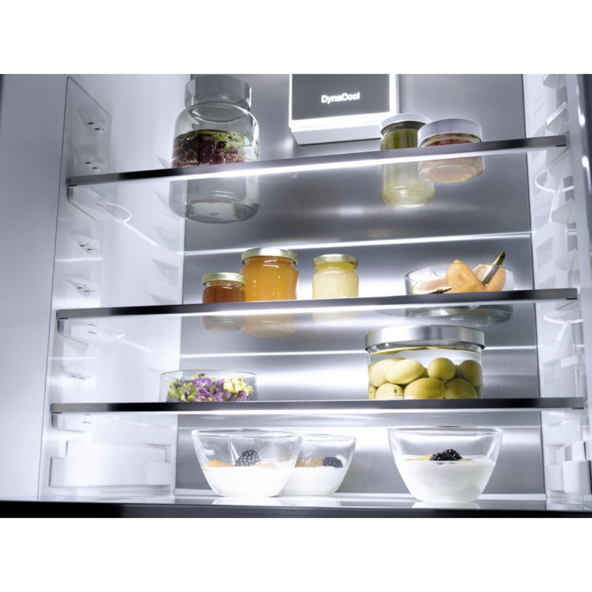 Встраиваемый холодильник K 7793 C Miele
