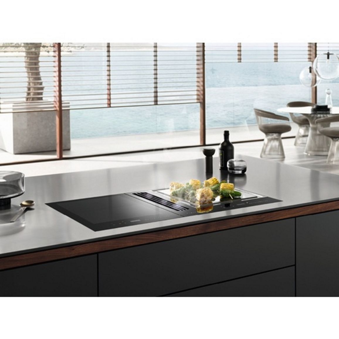 Вытяжка встроенная в столешницу CSDA 7001 FL черный Miele