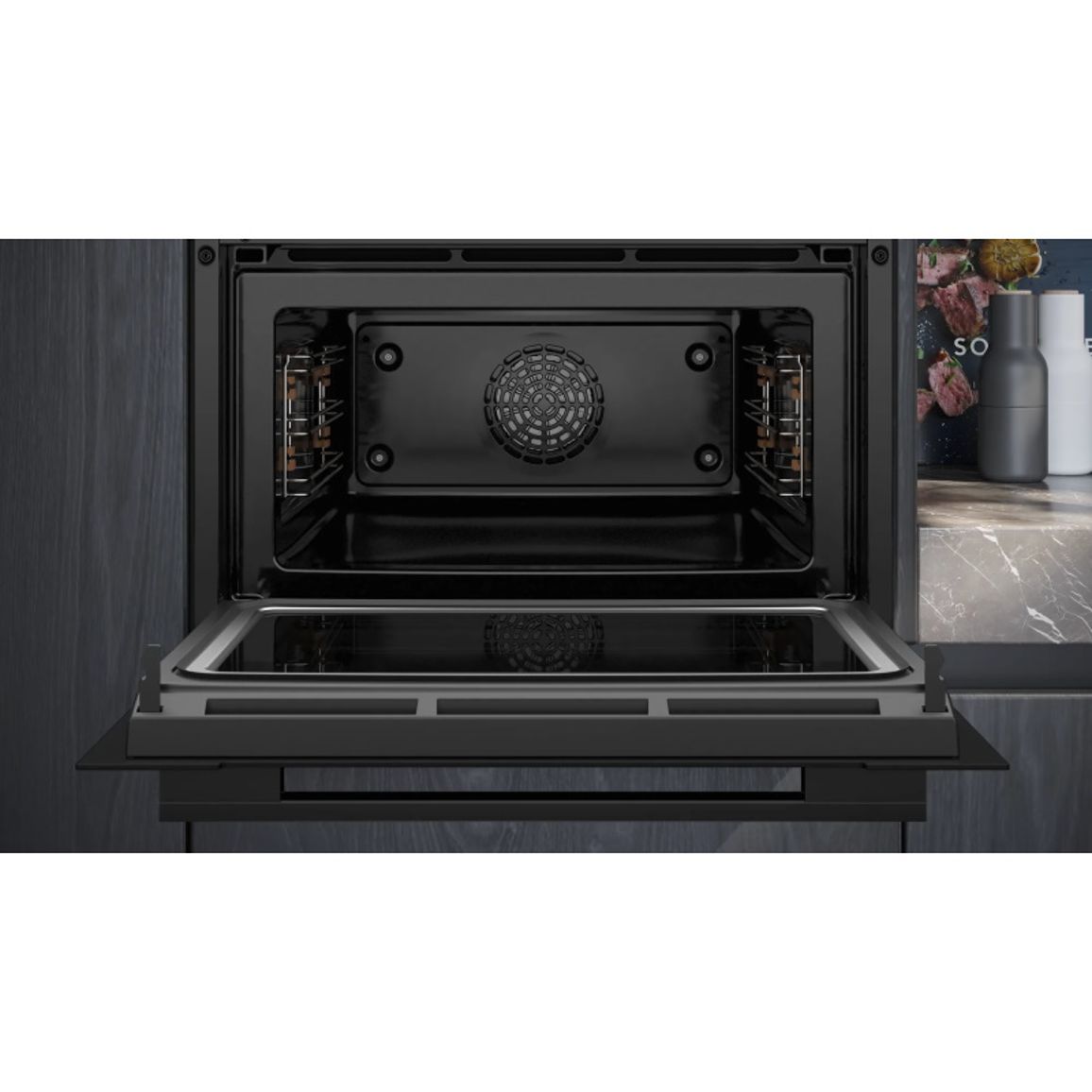 Компактный духовой шкаф CM724G1B1 Siemens Компактный духовой шкаф CM724G1B1 Siemens
