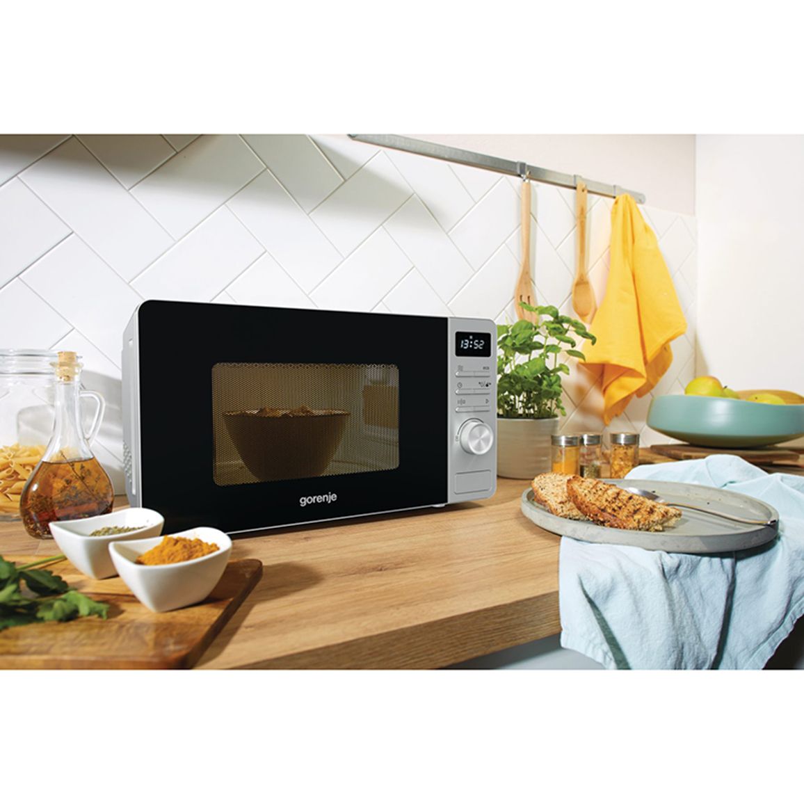 Мікрохвильова піч MO20A3X Gorenje Мікрохвильова піч MO20A3X Gorenje