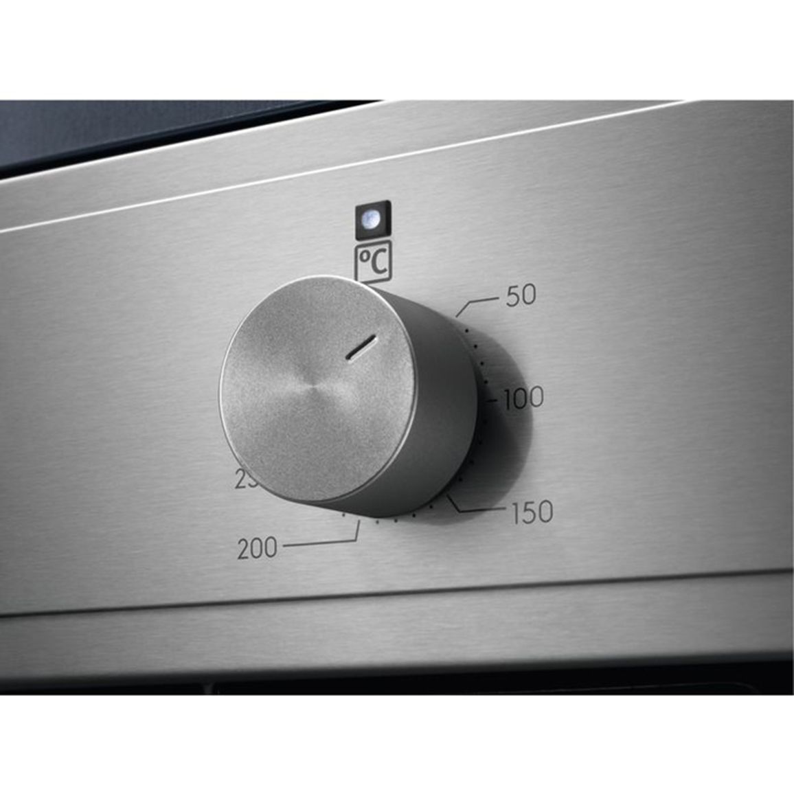 Духовой шкаф EOF3H00BX нерж. сталь Electrolux