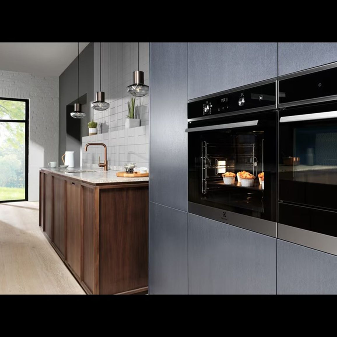 Духовой шкаф EOD5C70X черный/нерж. сталь Electrolux