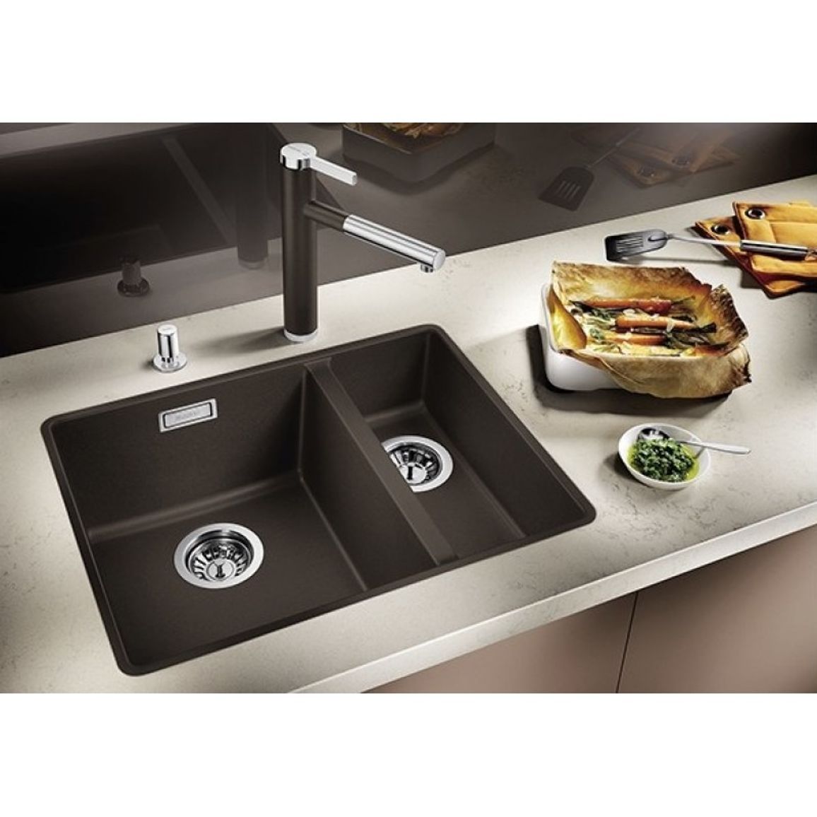 Мойка SUBLINE 340/160-F SILGRANIT (в уровень) антрацит BLANCO (523568) Мойка SUBLINE 340/160-F SILGRANIT (в уровень) антрацит BLANCO (523568)