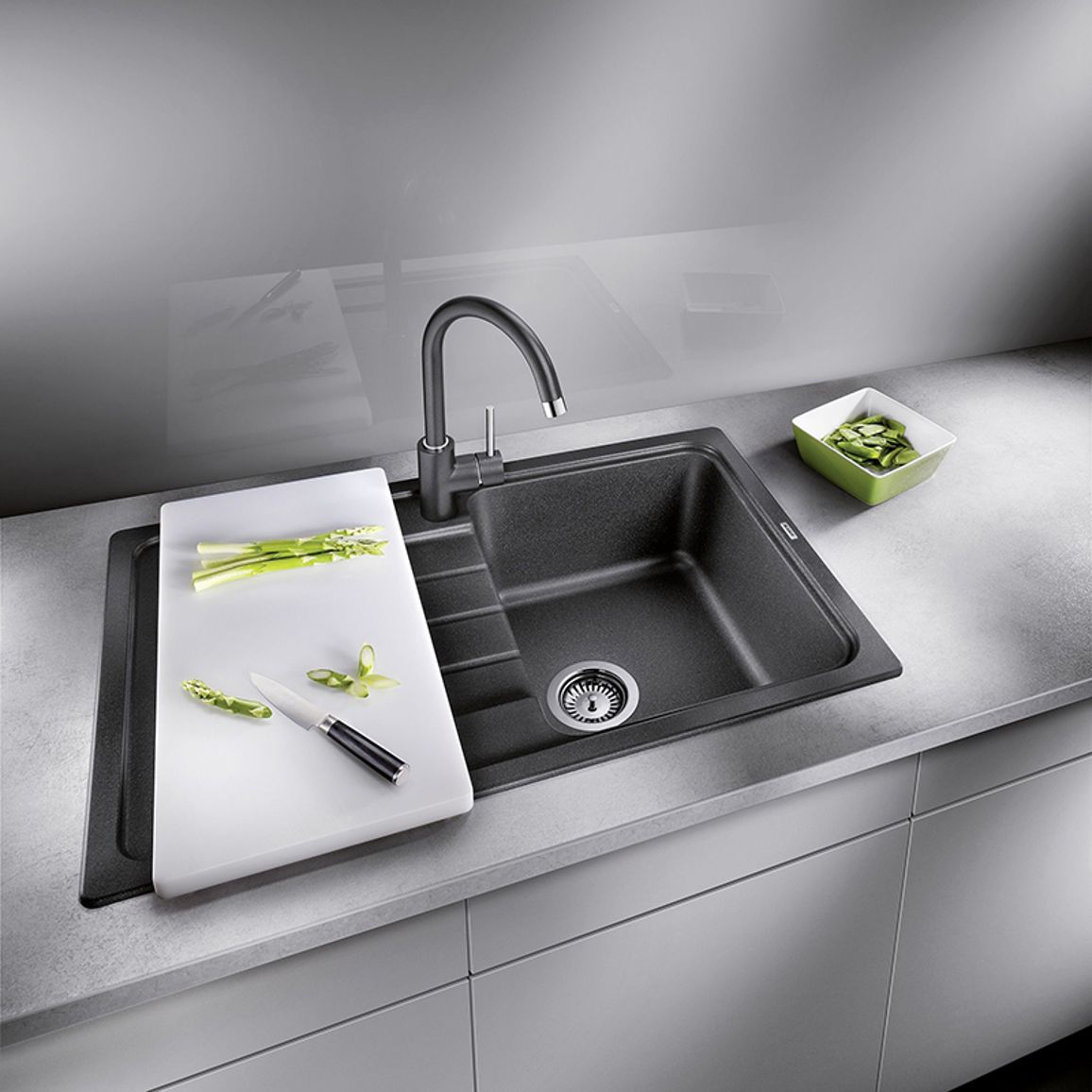 Смеситель MIDA антрацит BLANCO (519415) Смеситель MIDA антрацит BLANCO (519415)
