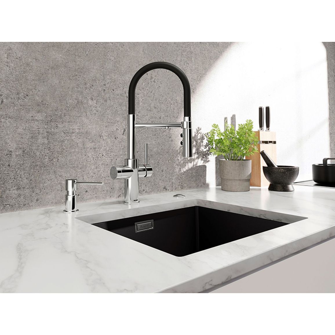 Дозатор LATO хром BLANCO (525808) Дозатор LATO хром BLANCO (525808)