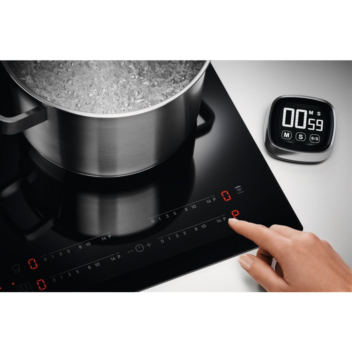 Индукционная варочная поверхность EIT61443B Hob2Hood Electrolux Индукционная варочная поверхность EIT61443B Hob2Hood Electrolux