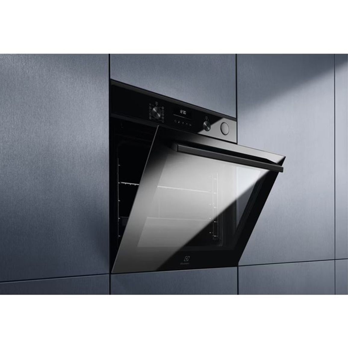 Духовой шкаф EOC6P77H черный Electrolux Духовой шкаф EOC6P77H черный Electrolux