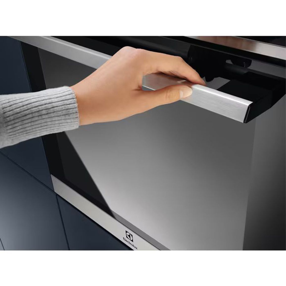Духова шафа EOC8P39WX чорний/нерж. сталь Electrolux