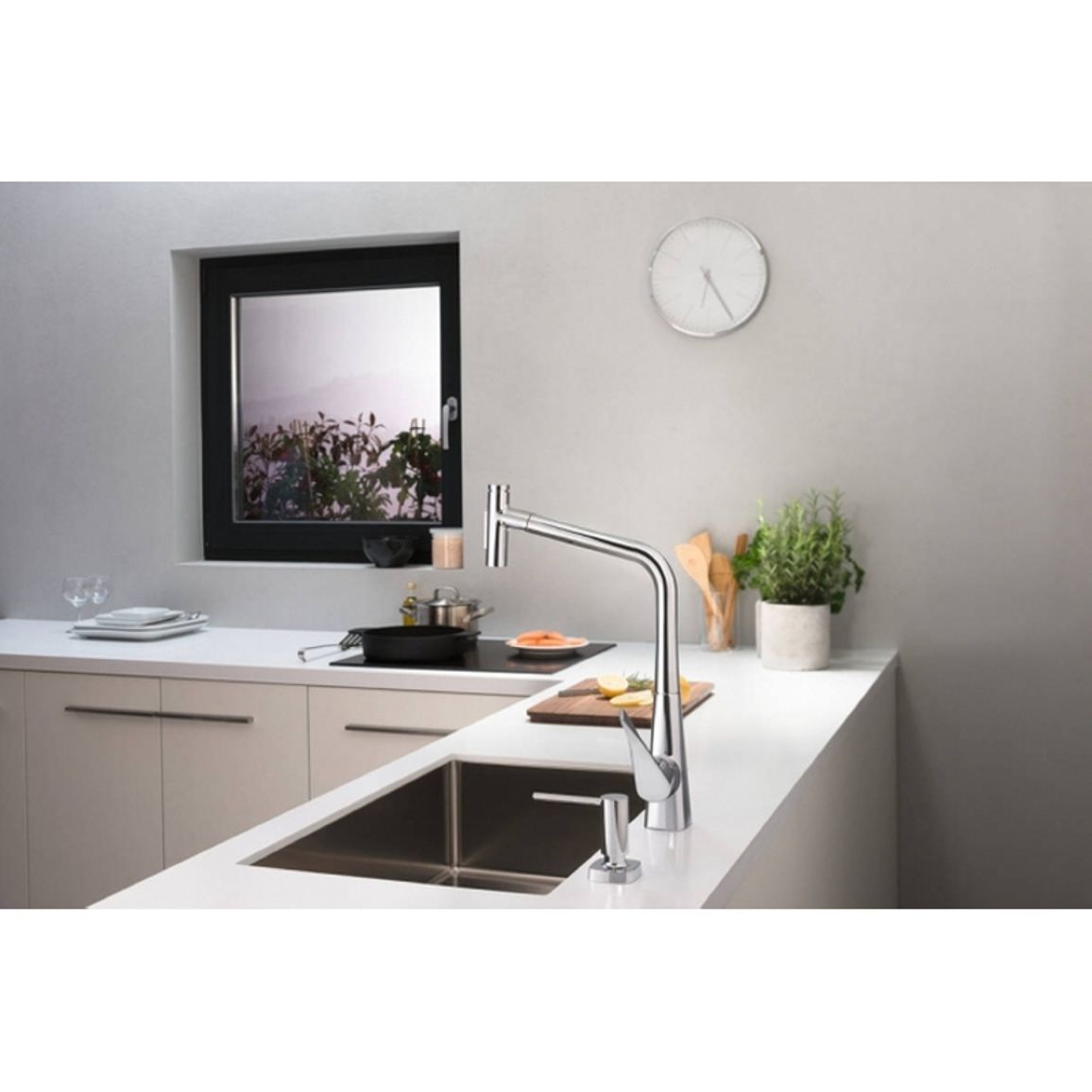Дозатор для моющих средств A71 500мл стальной Hansgrohe (40468800) Дозатор для моющих средств A71 500мл стальной Hansgrohe (40468800)