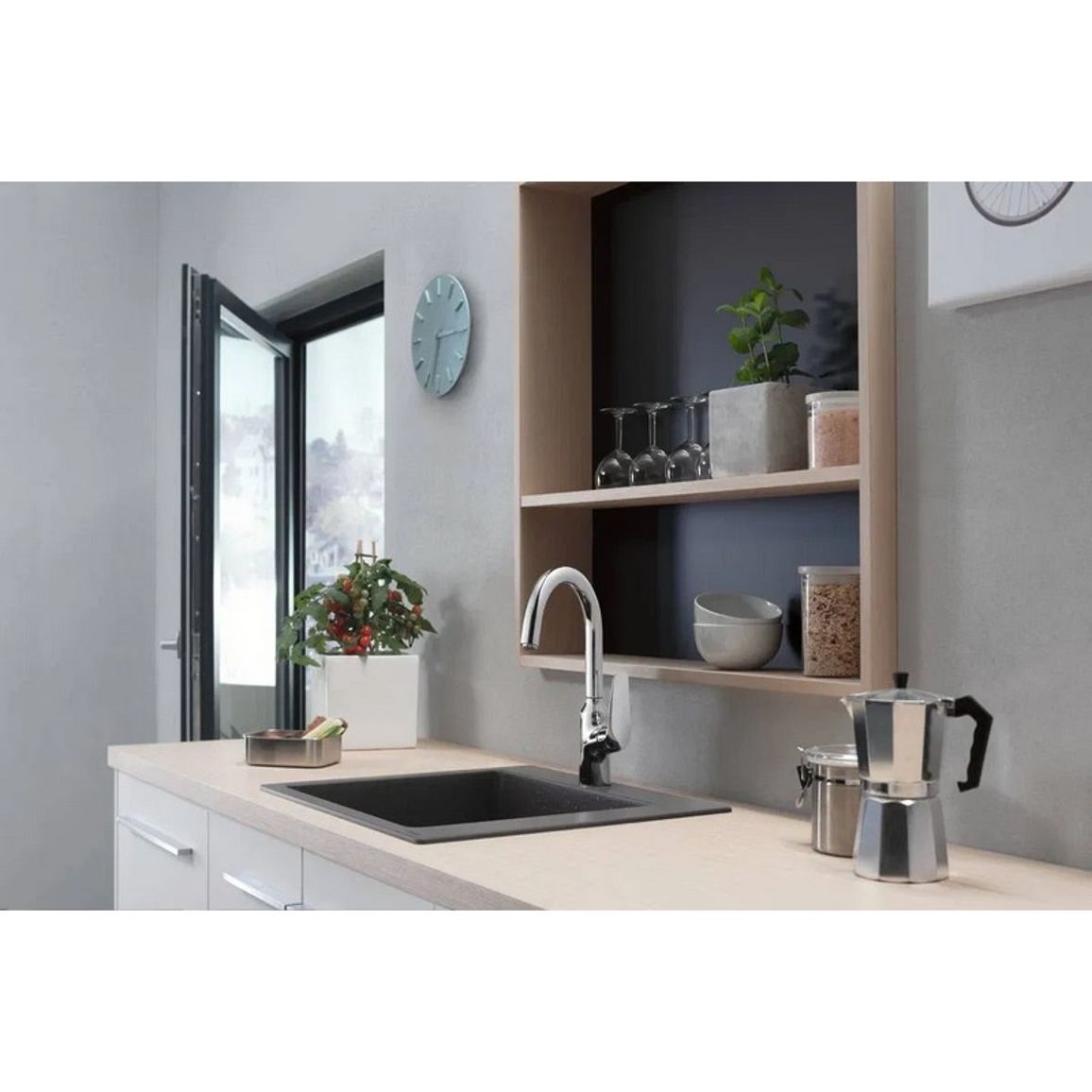 Змішувач для кухні Focus M42 KM220 сталь Hansgrohe (71802800) Змішувач для кухні Focus M42 KM220 сталь Hansgrohe (71802800)