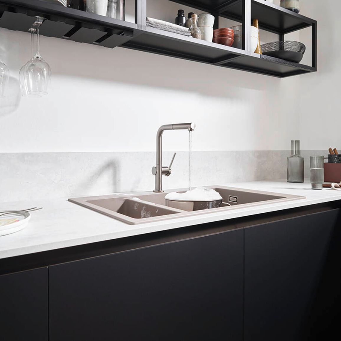 Смеситель для кухни Talis M54 KM270s Box (в/ш) хром Hansgrohe (72809000) Смеситель для кухни Talis M54 KM270s Box (в/ш) хром Hansgrohe (72809000)