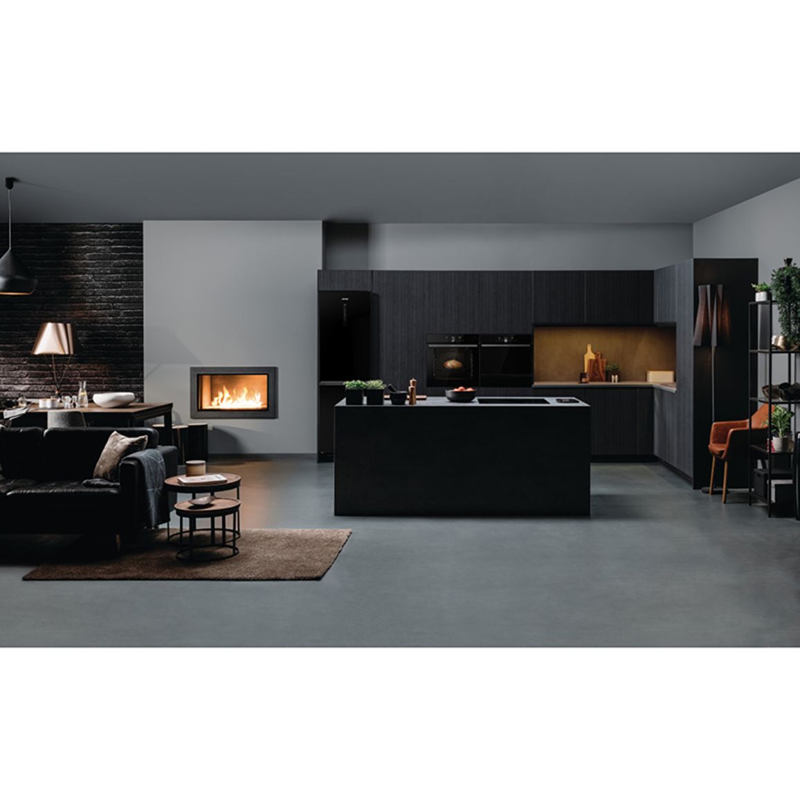 Духовой шкаф компактный BCM4547DG черный Gorenje Духовой шкаф компактный BCM4547DG черный Gorenje