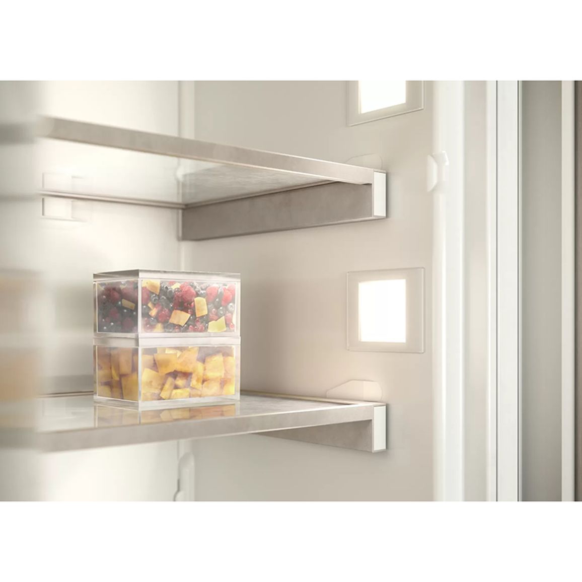 Встраиваемая морозильная камера RF287200 белый GAGGENAU Встраиваемая морозильная камера RF287200 белый GAGGENAU