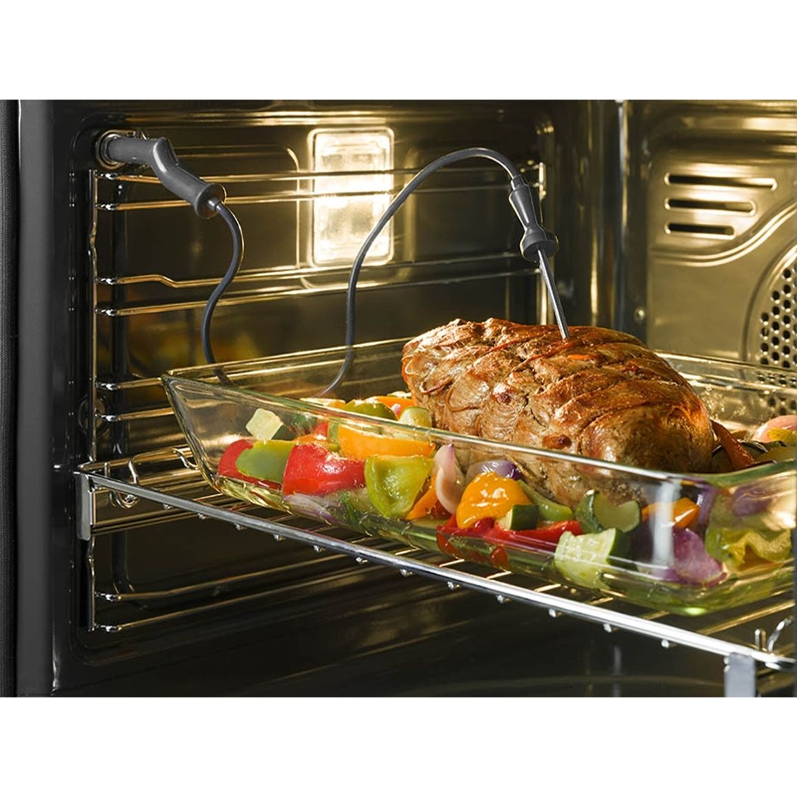Духова шафа з парою SO4604S4PNR SMEG