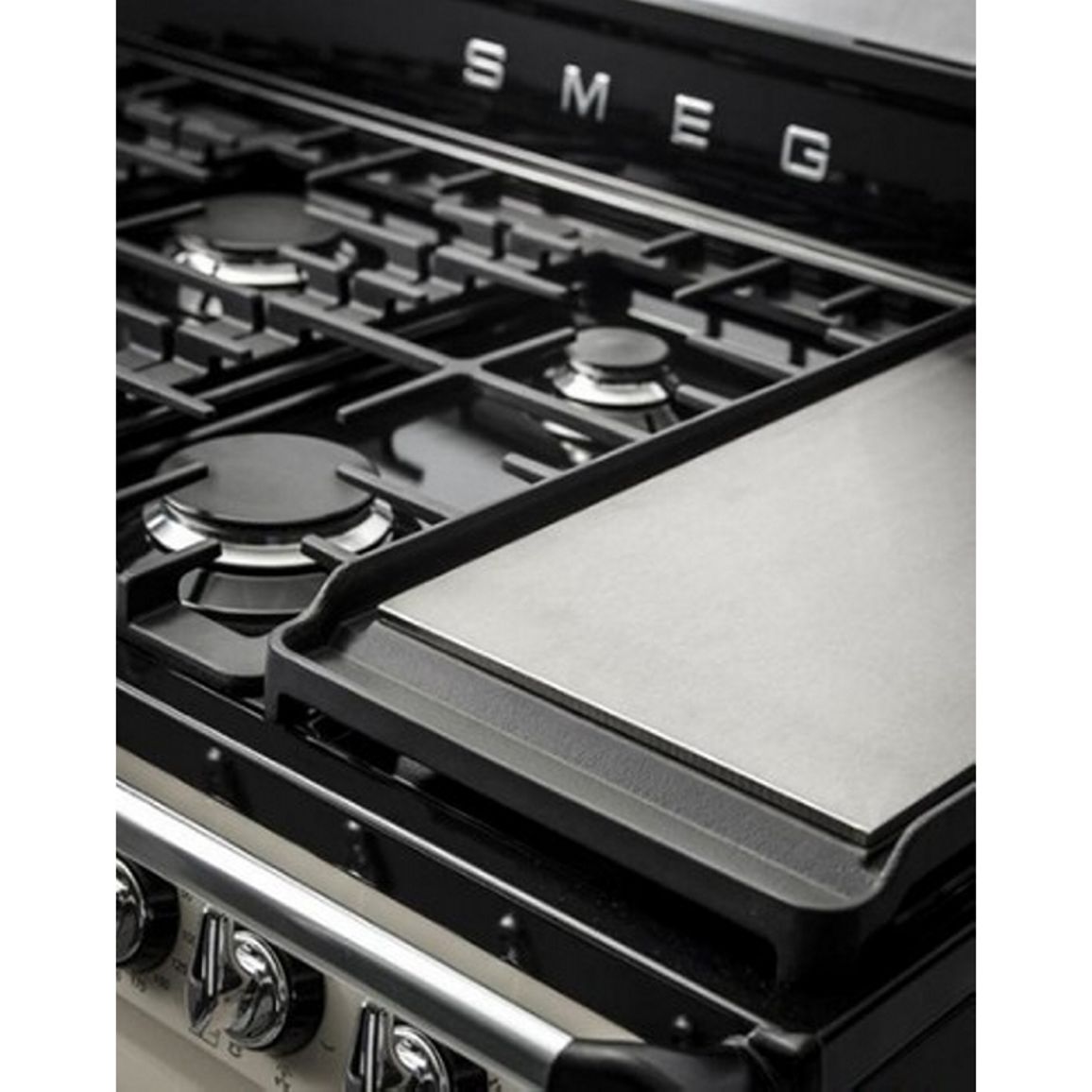 Варочный комбинированный центр TR4110BL1 SMEG