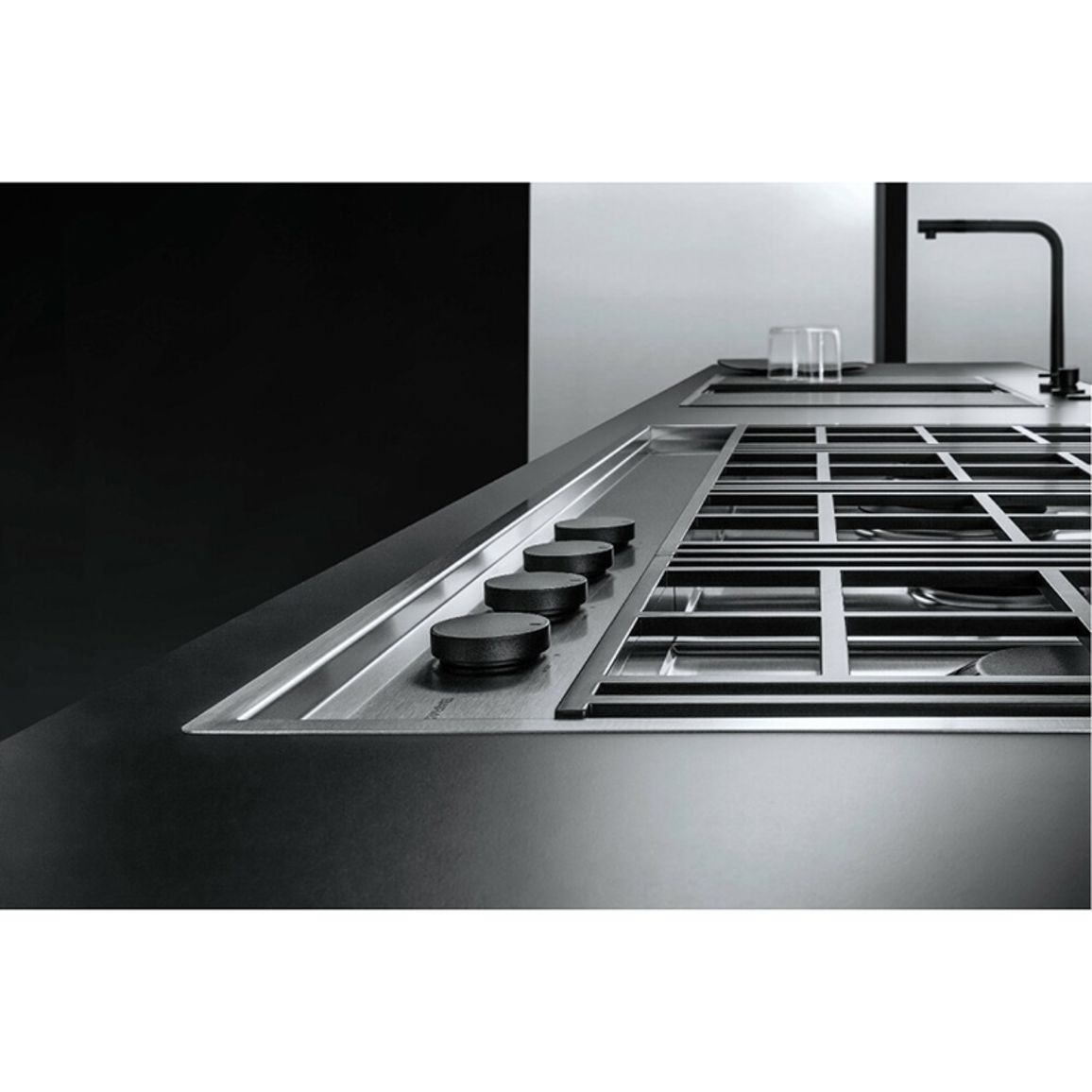 Газовая варочная поверхность LAB EVOLUTION 120см 1PLE3D нерж. сталь Barazza Газовая варочная поверхность LAB EVOLUTION 120см 1PLE3D нерж. сталь Barazza