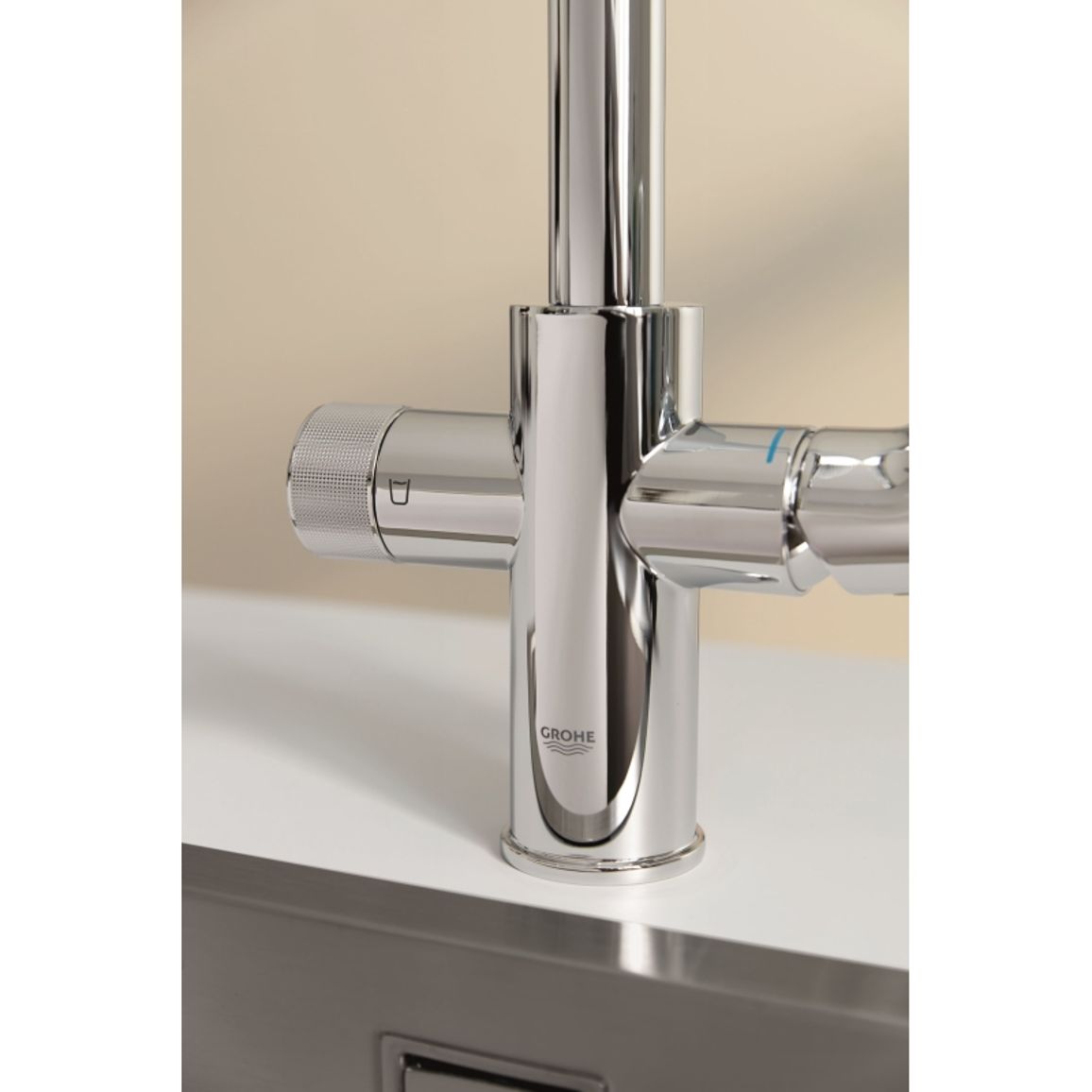 Смеситель Blue Pure Minta, хром Grohe (30600000) Смеситель Blue Pure Minta, хром Grohe (30600000)