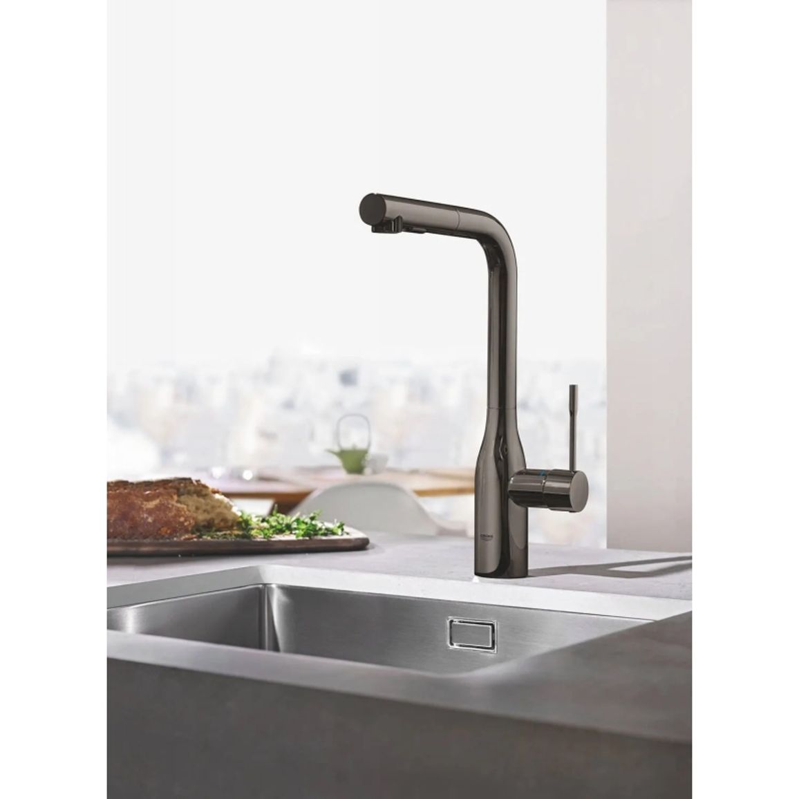 Змішувач Essence, графіт Grohe (30270A00) Змішувач Essence, графіт Grohe (30270A00)