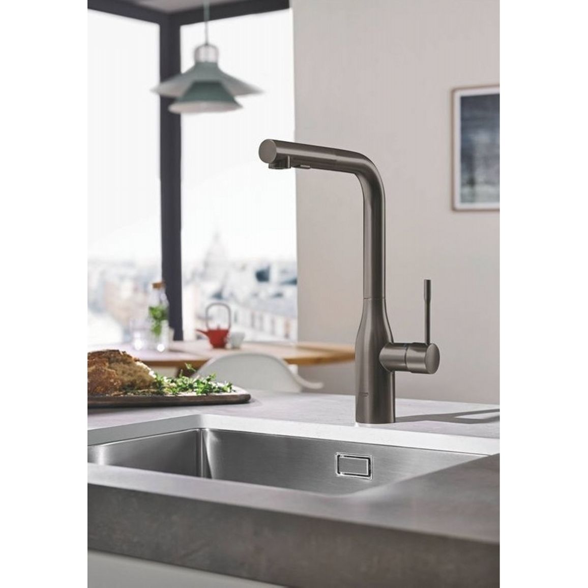 Смеситель Essence, матовый графит Grohe (30270AL0) Смеситель Essence, матовый графит Grohe (30270AL0)