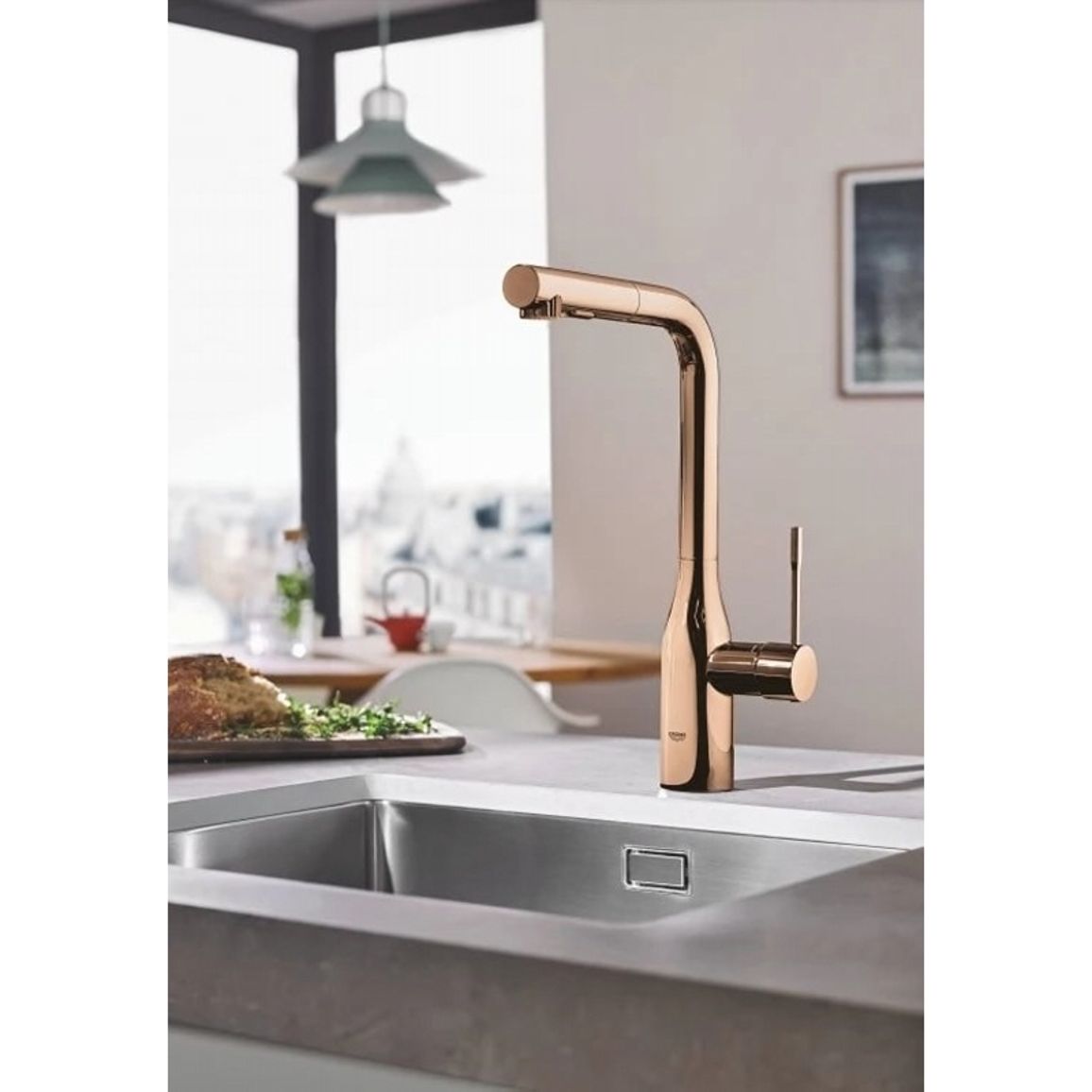 Смеситель Essence, теплый закат Grohe (30270DA0) Смеситель Essence, теплый закат Grohe (30270DA0)