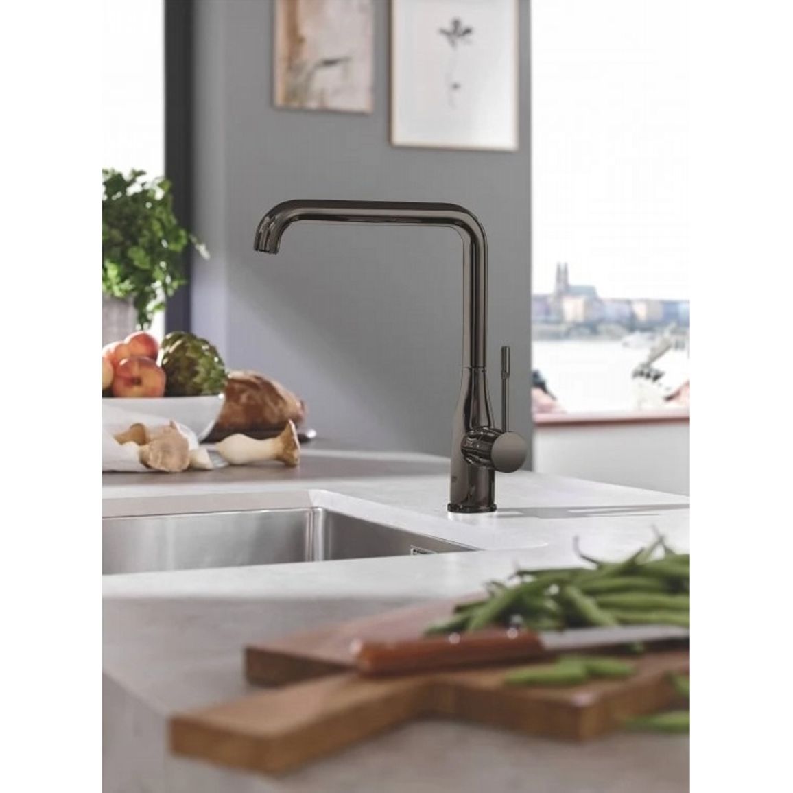 Смеситель Essence, графит Grohe (30269A00) Смеситель Essence, графит Grohe (30269A00)