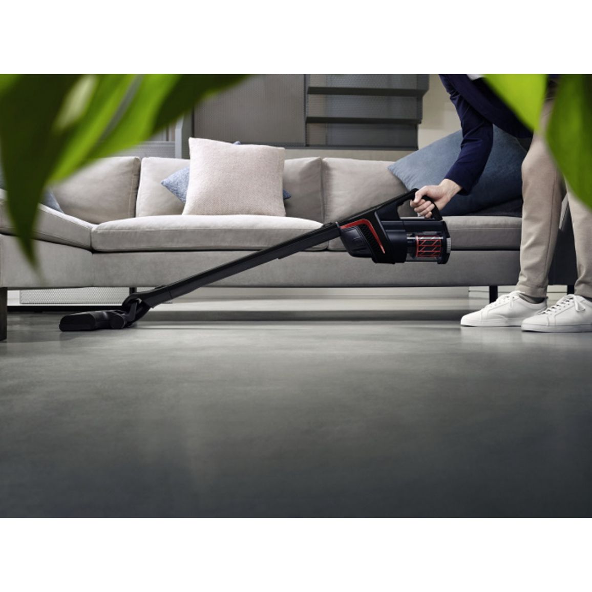 Акумуляторний пилосос SMUL1 05 TRIFLEX HX1 чорний обсидіан/червоний Miele
