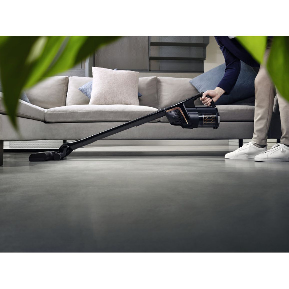 Аккумуляторный пылесос SOML0 30 TRIFLEX HX2 C&D Miele