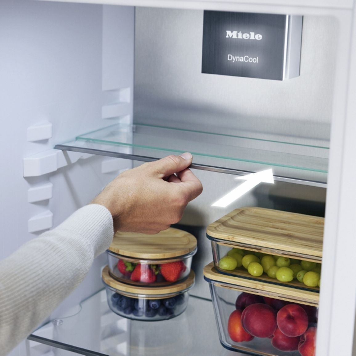 Вбудовуваний холодильник K 7747 C Miele