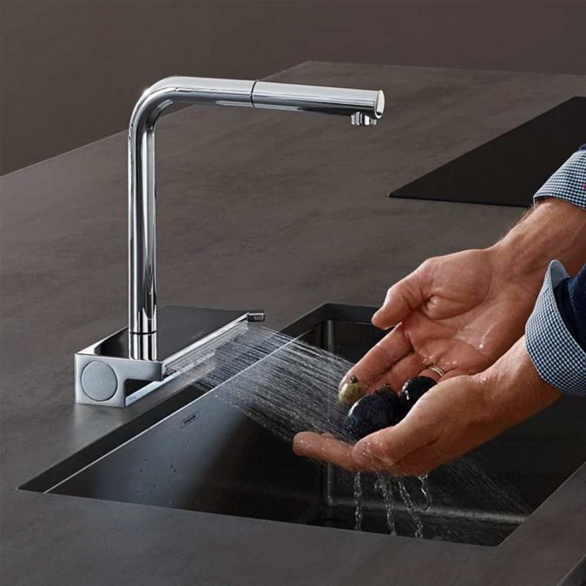 Змішувач для кухні Aquno Select M81 (в/ш) хром Hansgrohe Змішувач для кухні Aquno Select M81 (в/ш) хром Hansgrohe