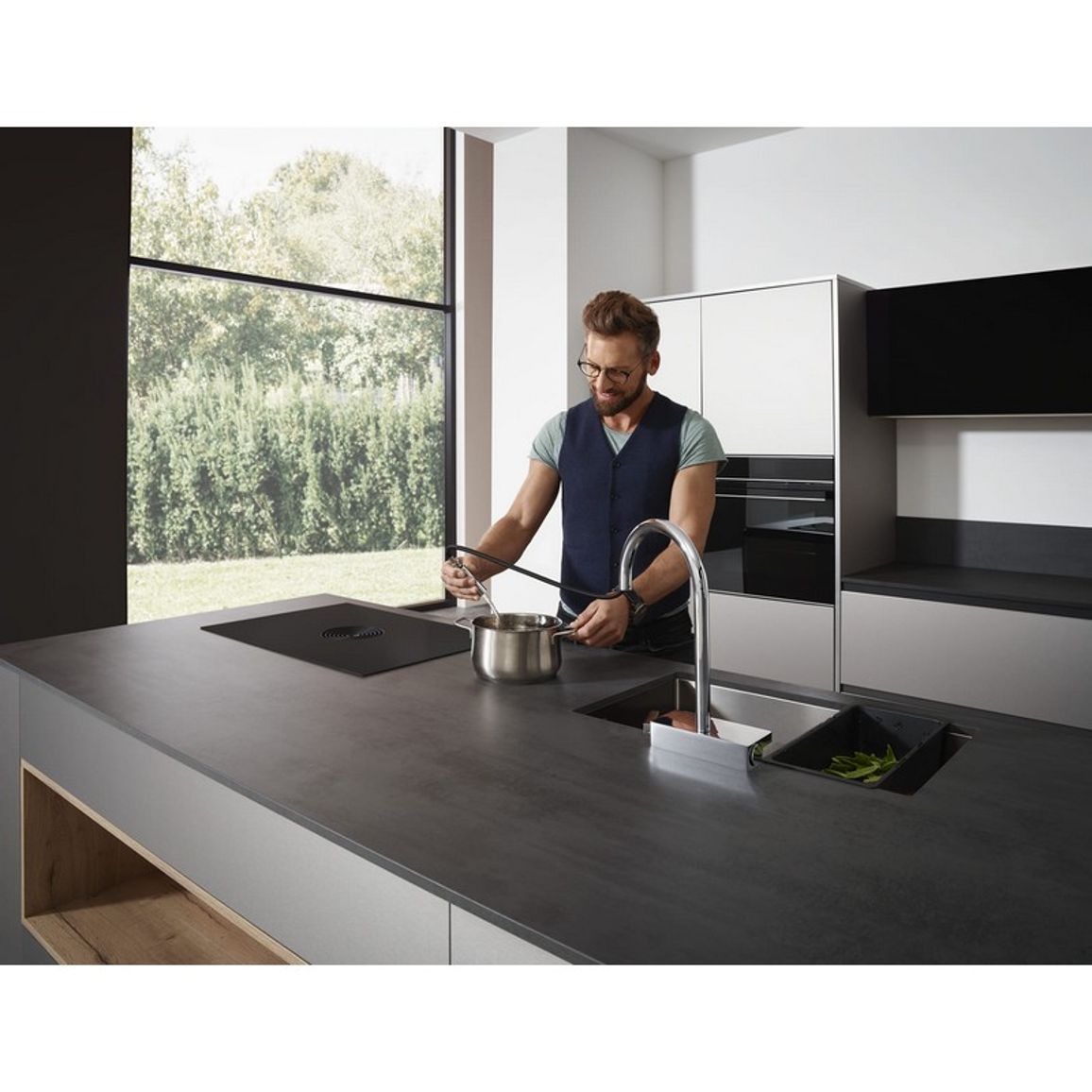 Змішувач для кухні Aquno Select M81 (в/ш, душ) хром Hansgrohe Змішувач для кухні Aquno Select M81 (в/ш, душ) хром Hansgrohe