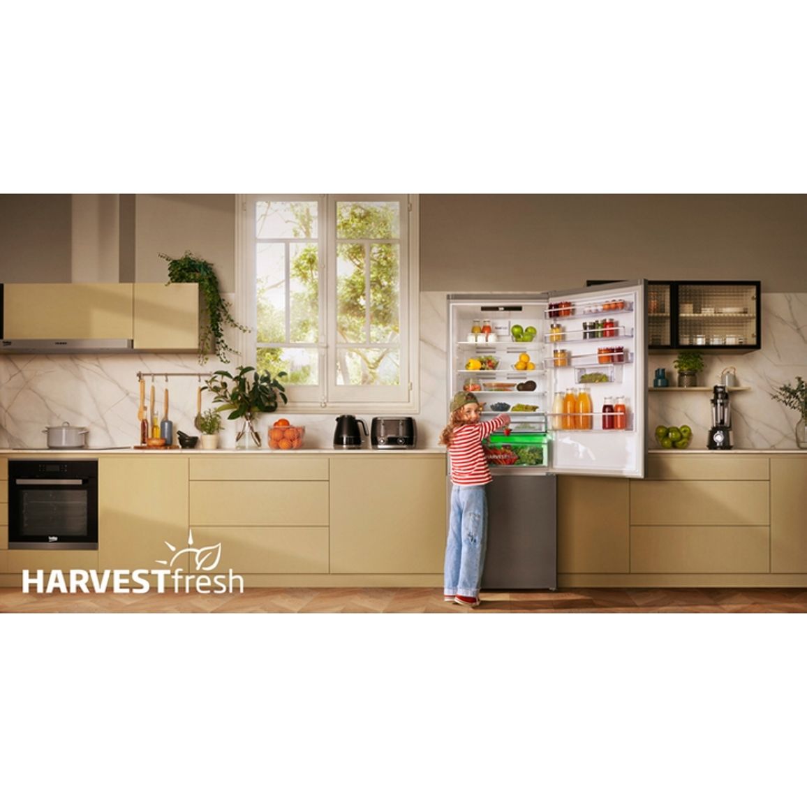 Холодильник с нижней морозильной камерой RCNE560E35ZXB Beko (70см)