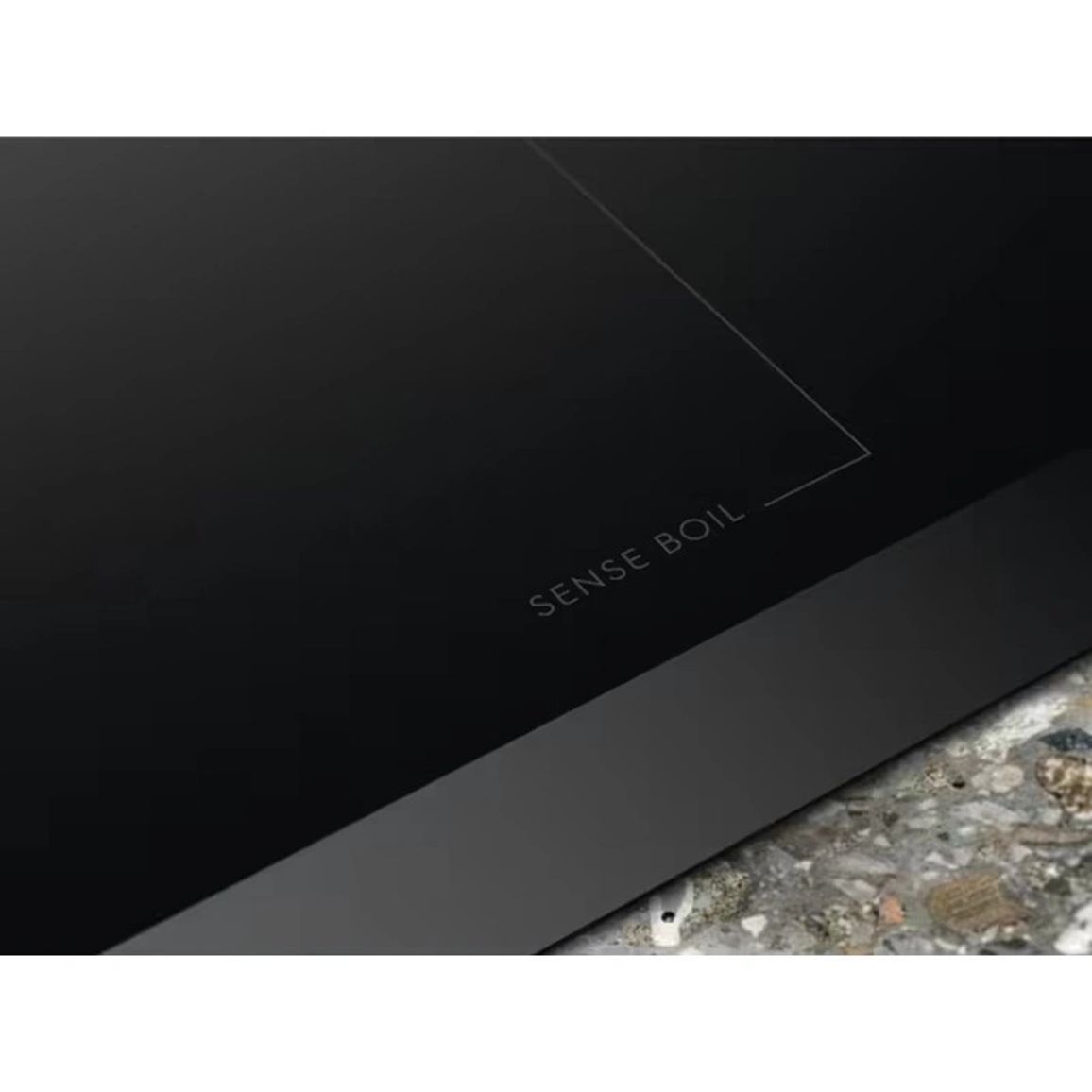 Варочная поверхность индукционная EIS77453 (71см) Hob2Hood черный Electrolux Варочная поверхность индукционная EIS77453 (71см) Hob2Hood черный Electrolux