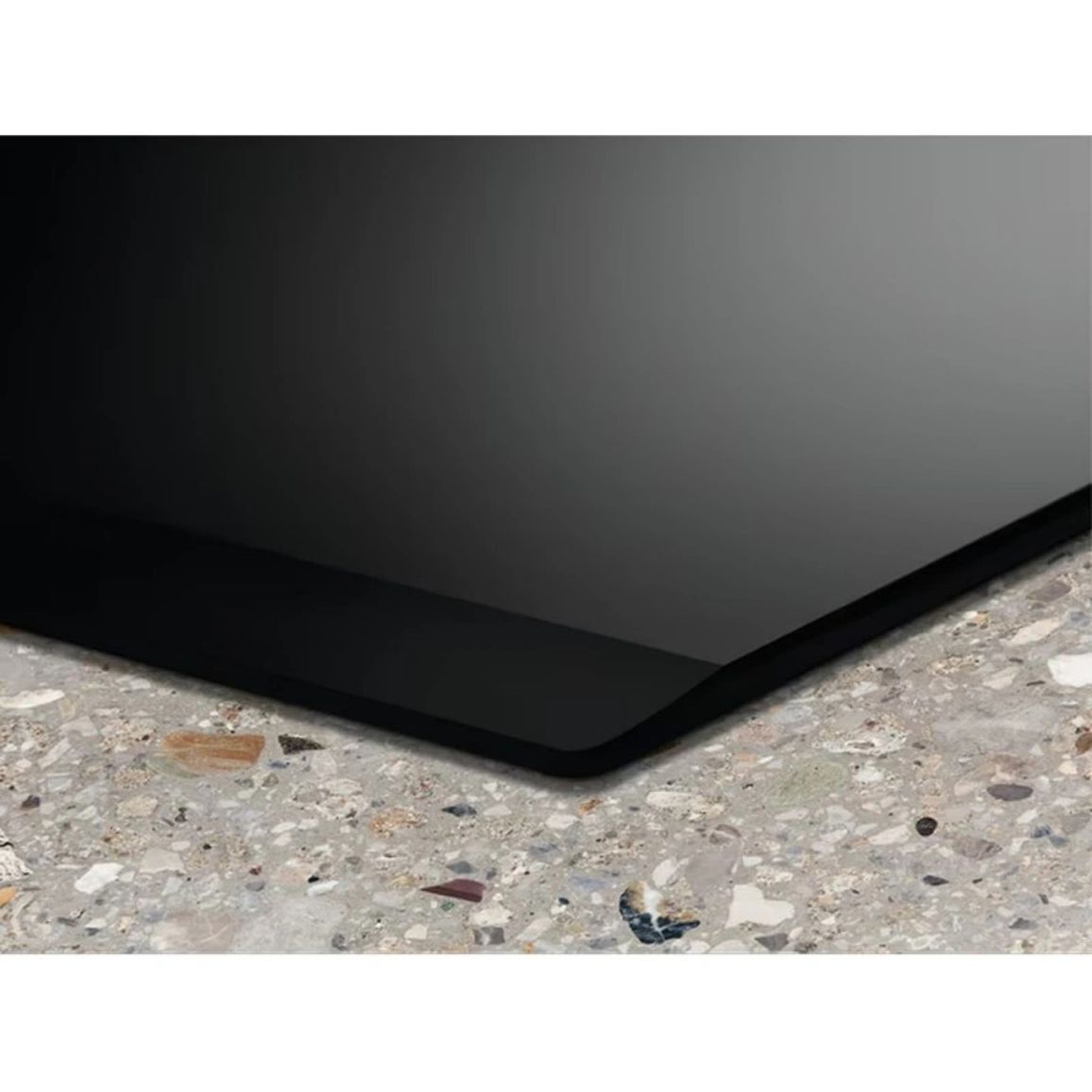 Варочная поверхность индукционная EIS77453 (71см) Hob2Hood черный Electrolux Варочная поверхность индукционная EIS77453 (71см) Hob2Hood черный Electrolux