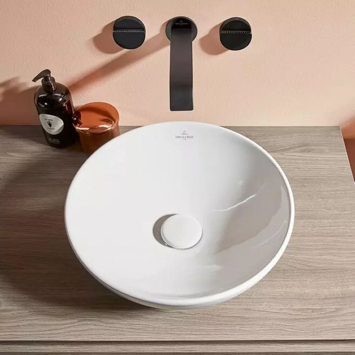 Умивальник на стільницю Loop & Friends 380 мм White Alpin Villeroy & Boch (4A450001) Умивальник на стільницю Loop & Friends 380 мм White Alpin Villeroy & Boch (4A450001)