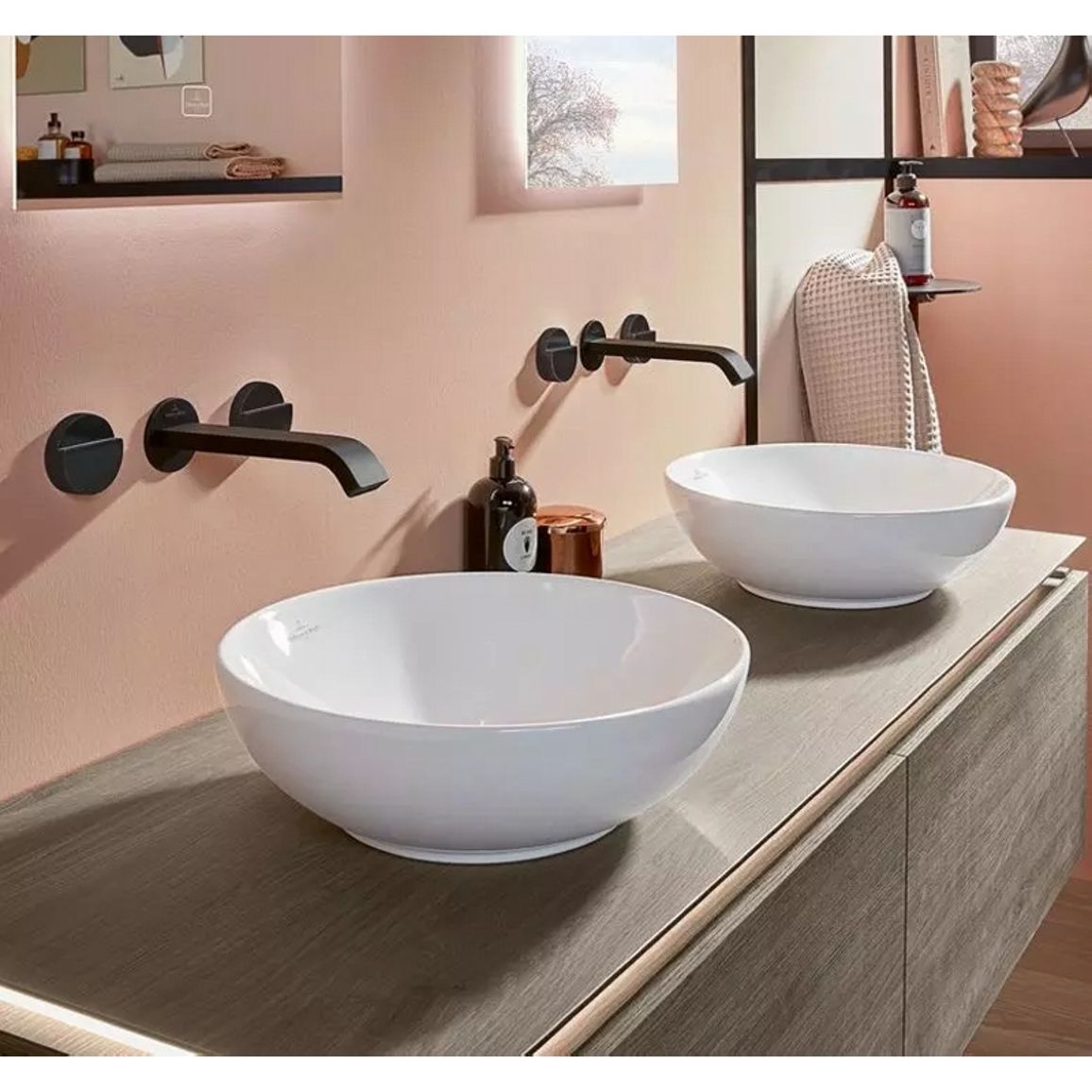Умивальник на стільницю Loop & Friends 380 мм White Alpin Villeroy & Boch (4A450001) Умивальник на стільницю Loop & Friends 380 мм White Alpin Villeroy & Boch (4A450001)