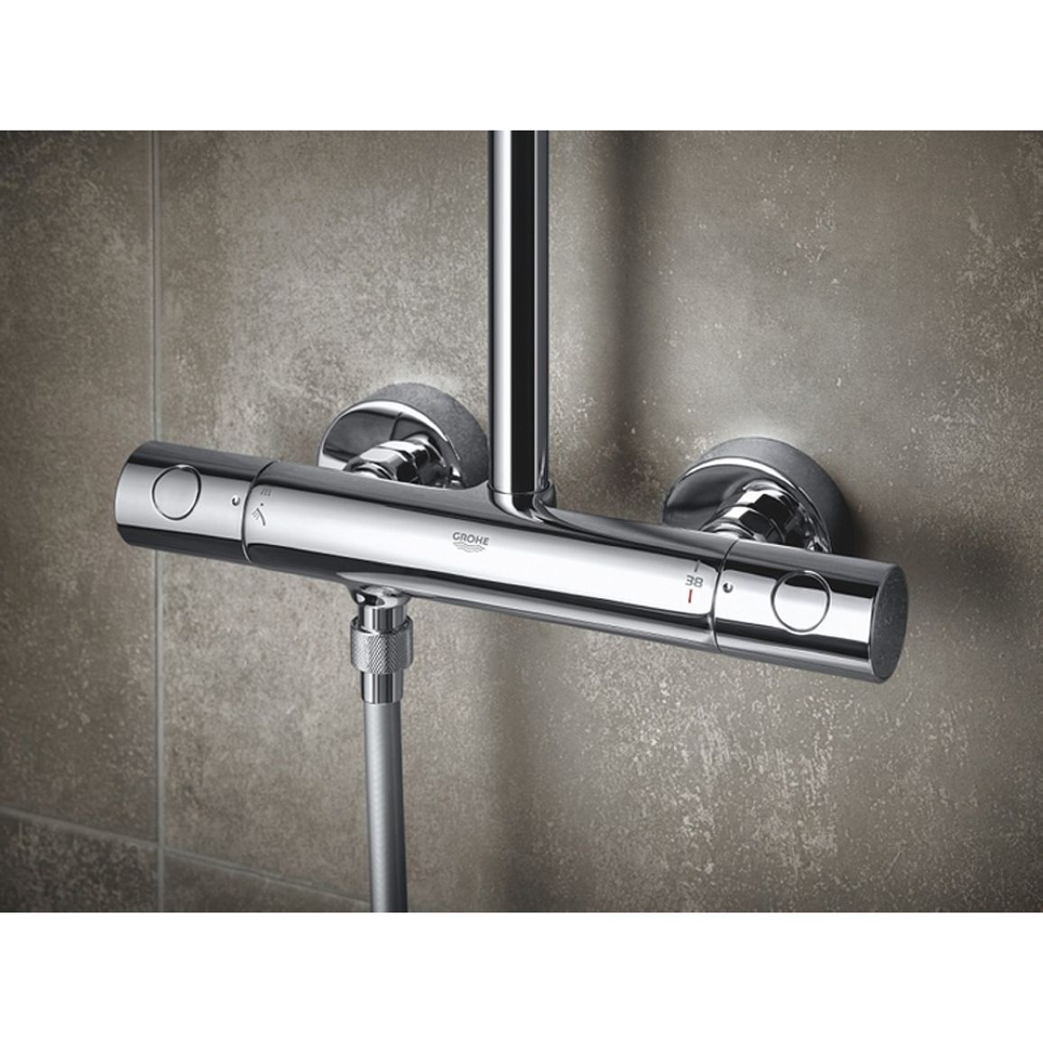 Душевая система New Tempesta Cosmopolitan 250, хром Grohe (26670000) Душевая система New Tempesta Cosmopolitan 250, хром Grohe (26670000)