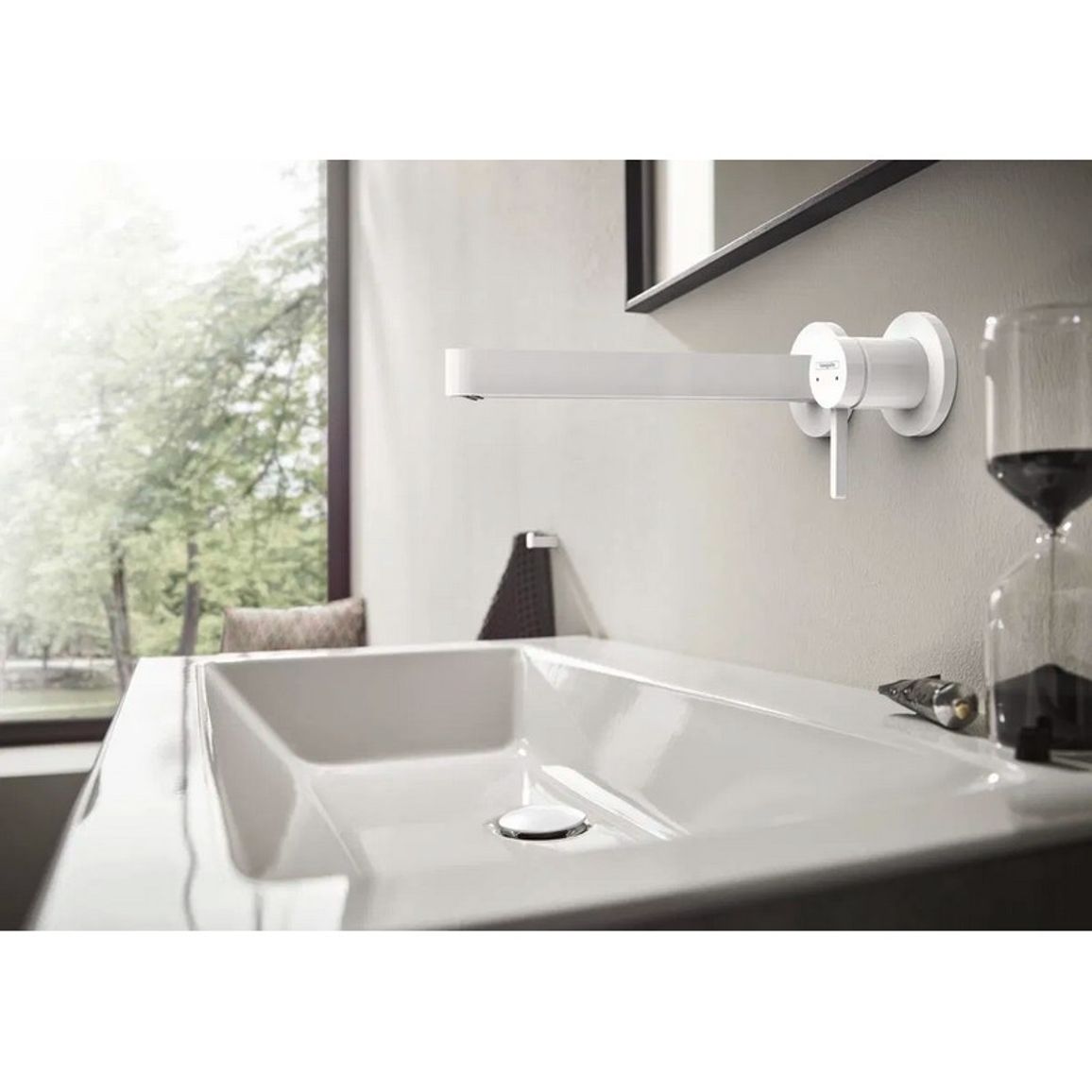 Смеситель для умывальника Finoris Matt White Hansgrohe (76050700) Смеситель для умывальника Finoris Matt White Hansgrohe (76050700)