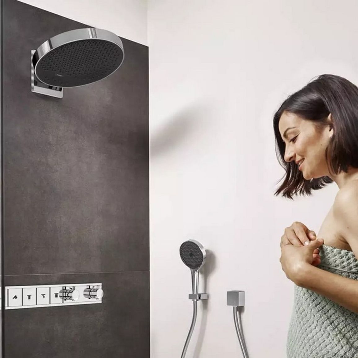 Термостат RainSelect, Chrome Hansgrohe (15382000) Термостат RainSelect, Chrome Hansgrohe (15382000)