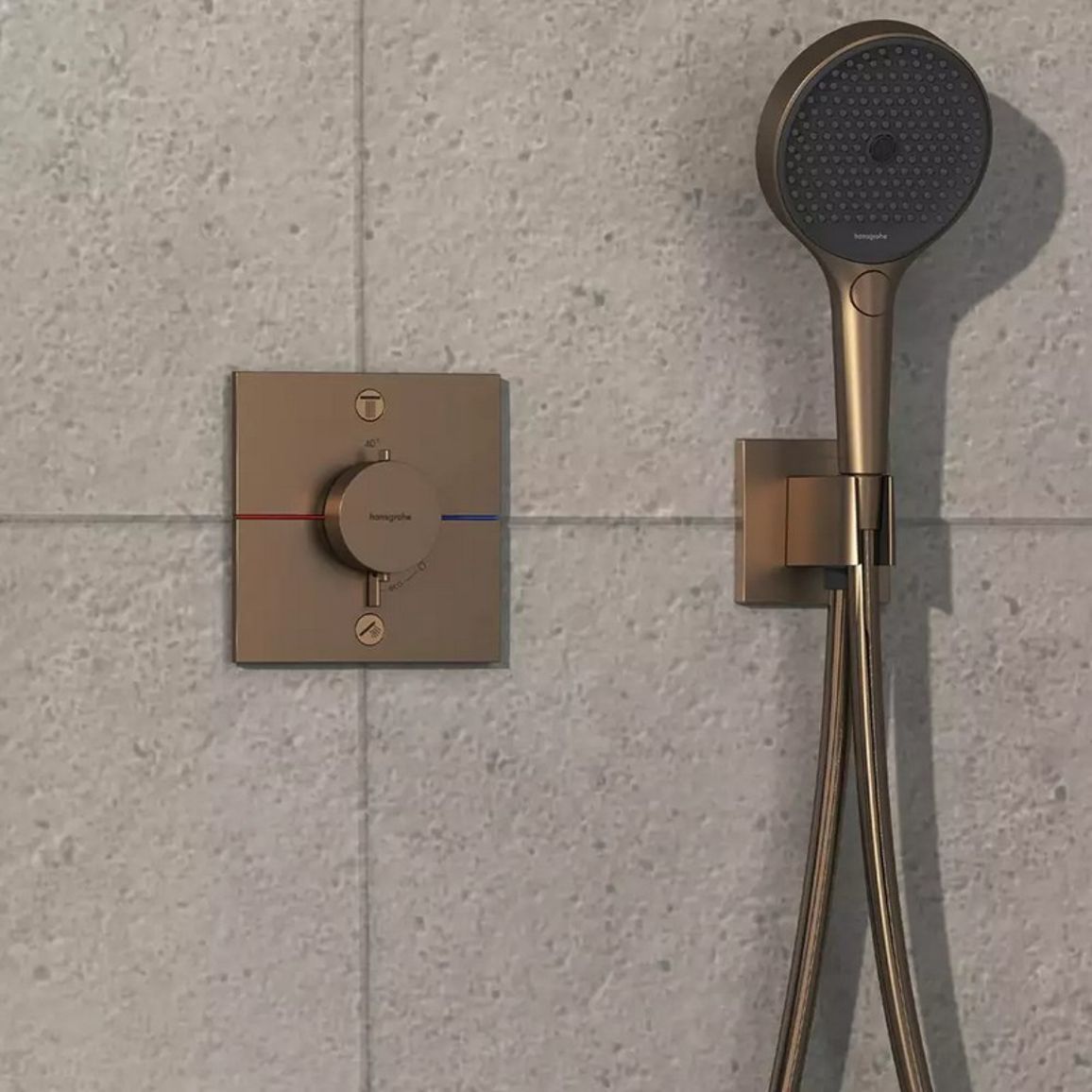 Термостат ShowerSelect Comfort E на 2 функции Bronze Hansgrohe (15572140) Термостат ShowerSelect Comfort E на 2 функции Bronze Hansgrohe (15572140)