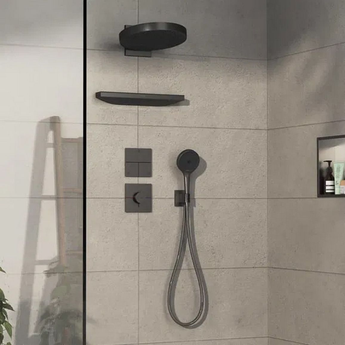 Термостат ShowerSelect Comfort E HighFlow Brushed Black Chrome Hansgrohe (15574340) Термостат ShowerSelect Comfort E HighFlow Brushed Black Chrome Hansgrohe (15574340)