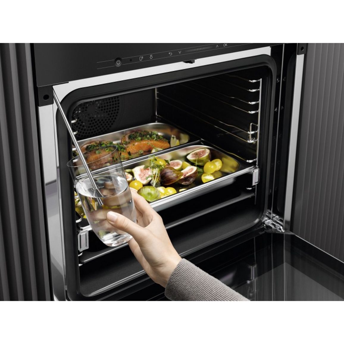 Парова шафа DGC 7250 чорний обсидіан Miele Парова шафа DGC 7250 чорний обсидіан Miele