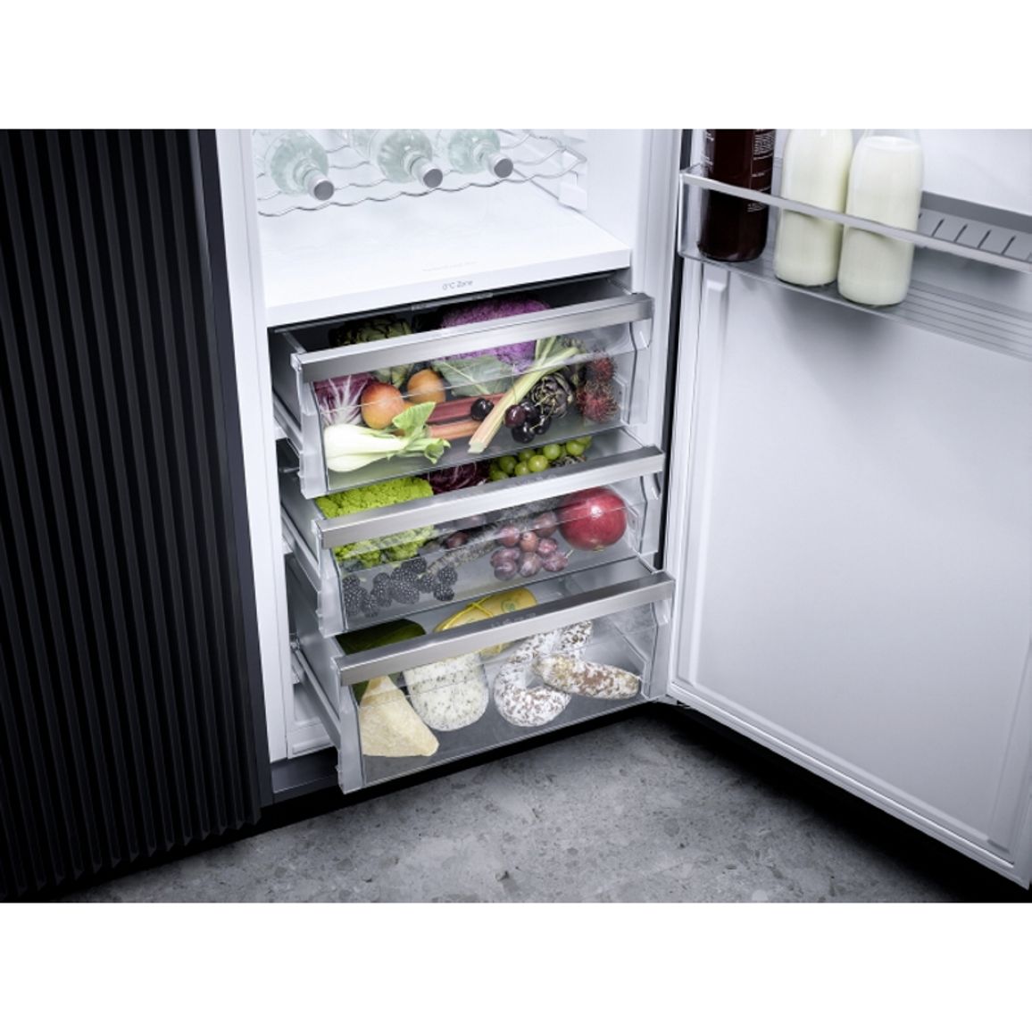 Встраиваемый холодильник K 7747 D Miele